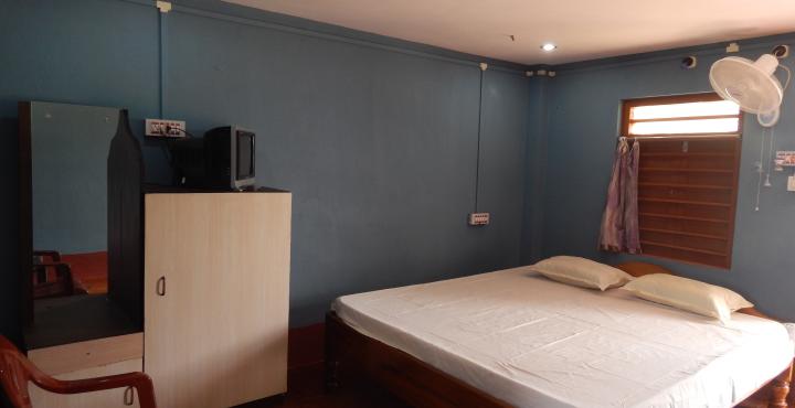 Hotel Mainak 